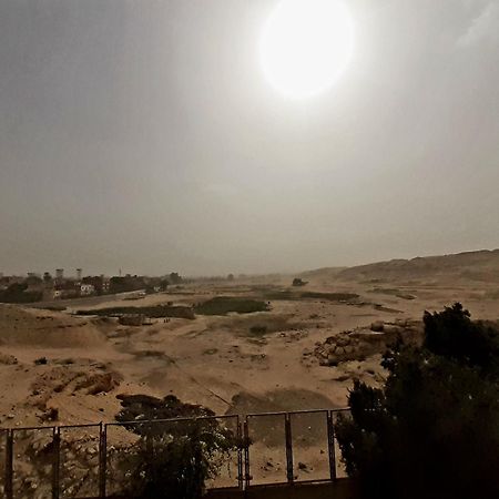 מלון Kafret el-Gabal Tut Pyramids View מראה חיצוני תמונה