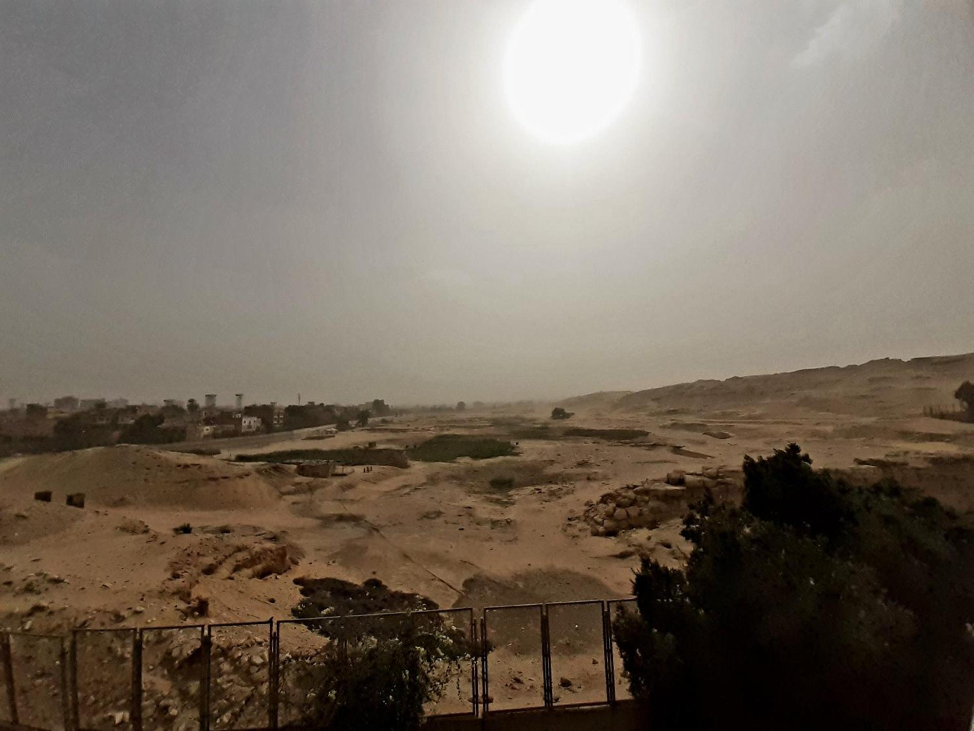 מלון Kafret el-Gabal Tut Pyramids View מראה חיצוני תמונה